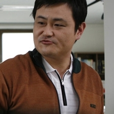 김진수